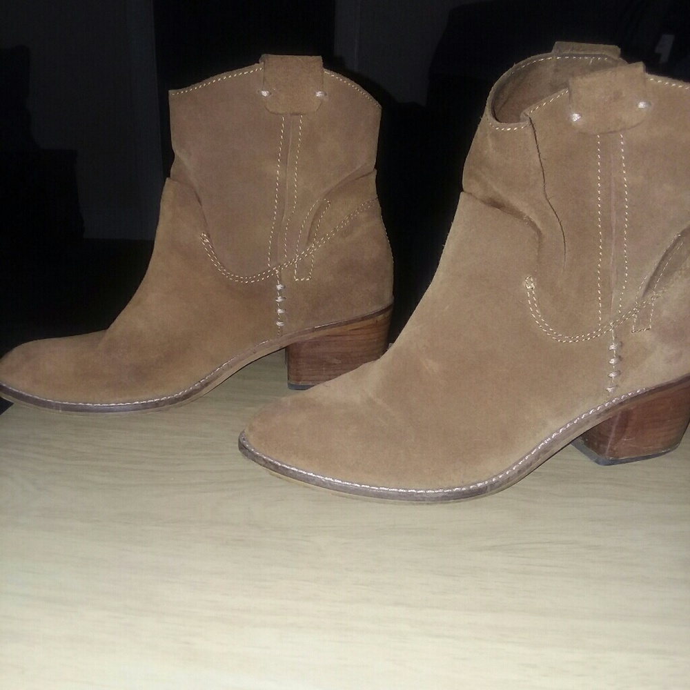 dolce vita ankle boot